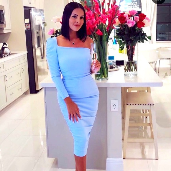 PrettyLittleThing Dresses & Skirts - PrettyLittleThing blue dress 💙💙